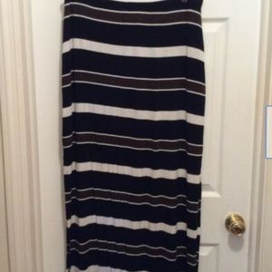 White House Black Market Skirts - White House Black Market Skirt XL Black Brown White House Black Market Skirts - White House Black Market Skirt XL Black Brown